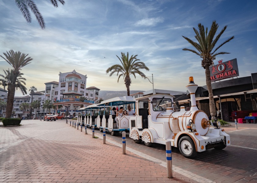 Agadir Merveille du Maroc Attirant les Regards du Monde Entier